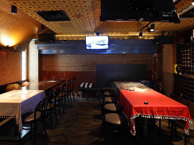 RAI4raitoライヨンライト・店内